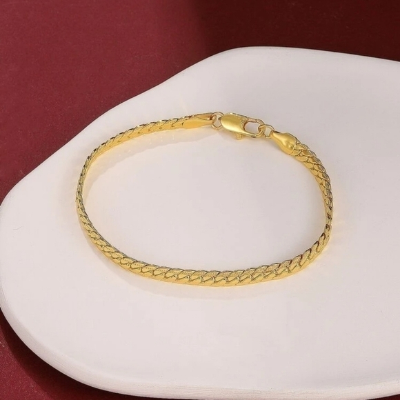 Beautiful Chain  link bracelet - Picture 1 of 5
